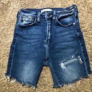 KanCan cut off denim shorts size 24 ss